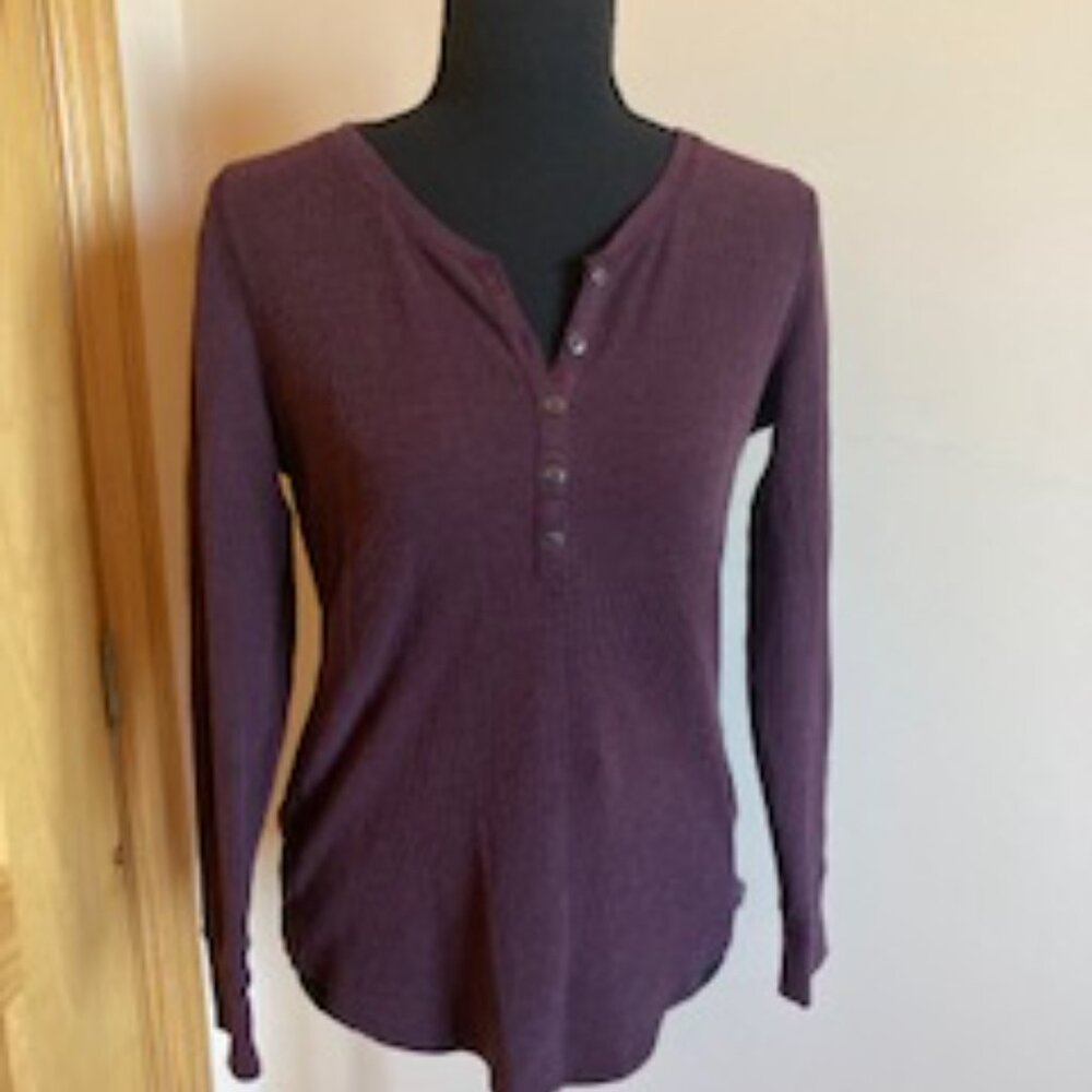 Eddie Bauer Long-sleeved shirt